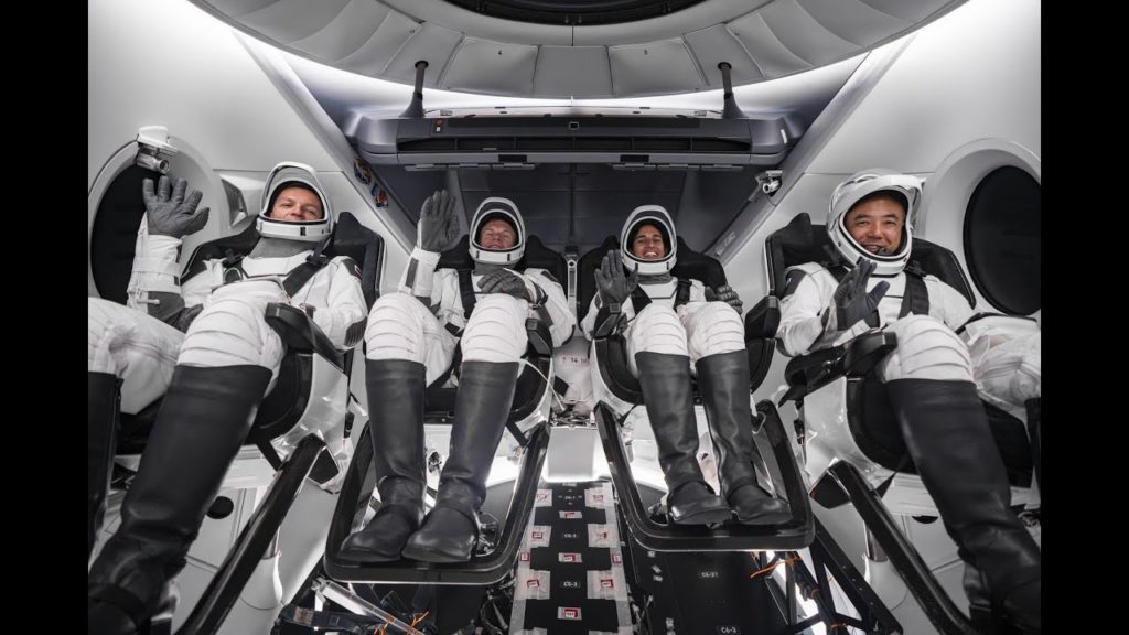 Δείτε σε βίντεο την προσθαλάσσωση του SpaceX Crew της NASA!