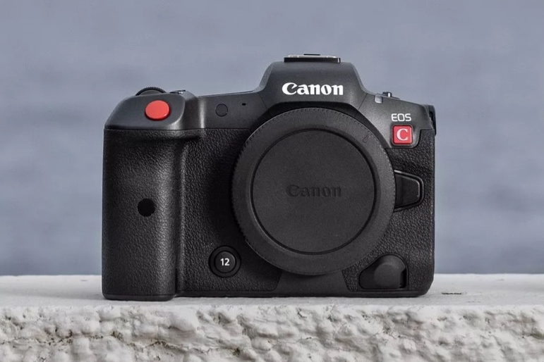 Διεκδικήστε μια εκπληκτική κινηματογραφική μηχανή Canon EOS R5 C συμμετέχοντας στον νέο διαγωνισμό της Canon CEE