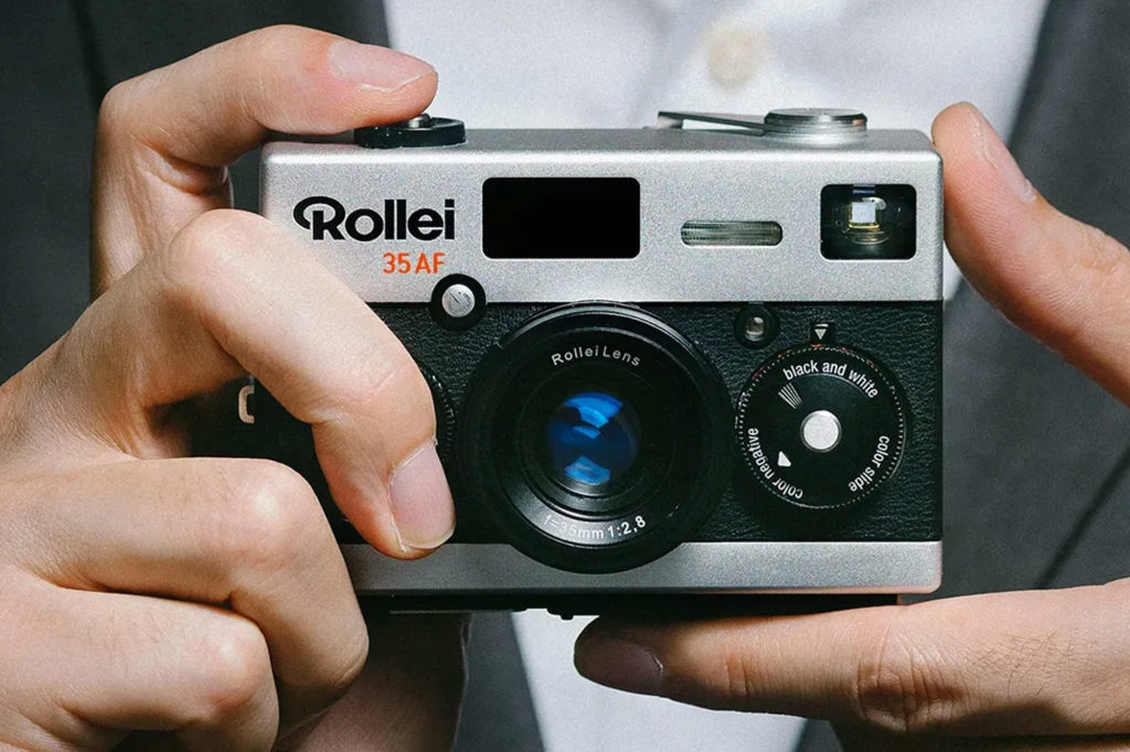 Νέα αναλογική φωτογραφική μηχανή Rollei 35AF, με τιμή από 855 ευρώ!